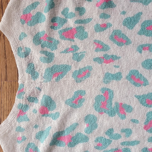 Pink & Turquoise Leopard Sweater - Picture 5 of 6